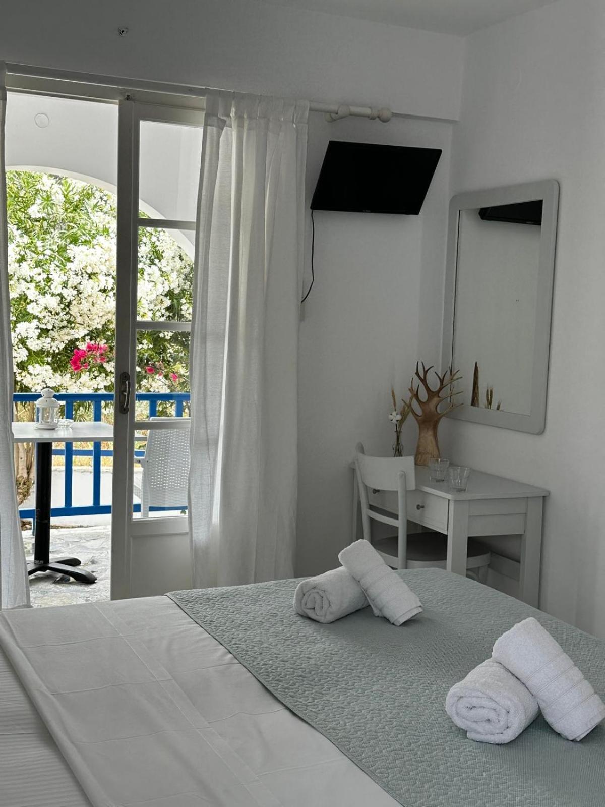 Εvi Evan Hotel Galissas Exteriér fotografie